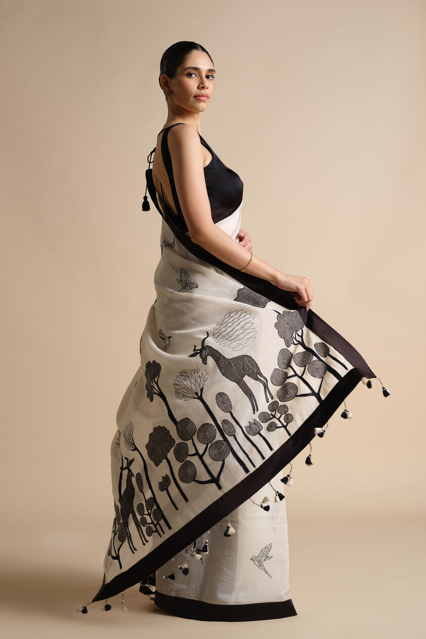 Usoa Hand-embroidered Kantha Mul Saree - Ivory, Ivory, image 4